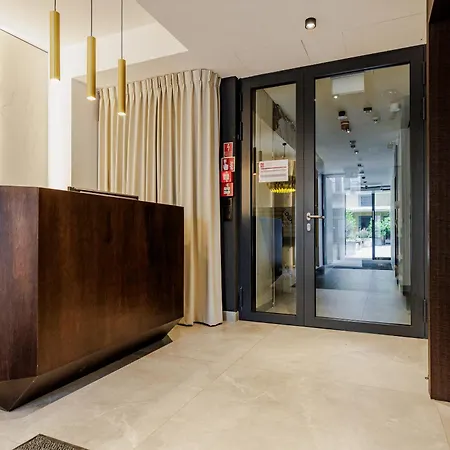 Apartment Emilii Plater Warsaw